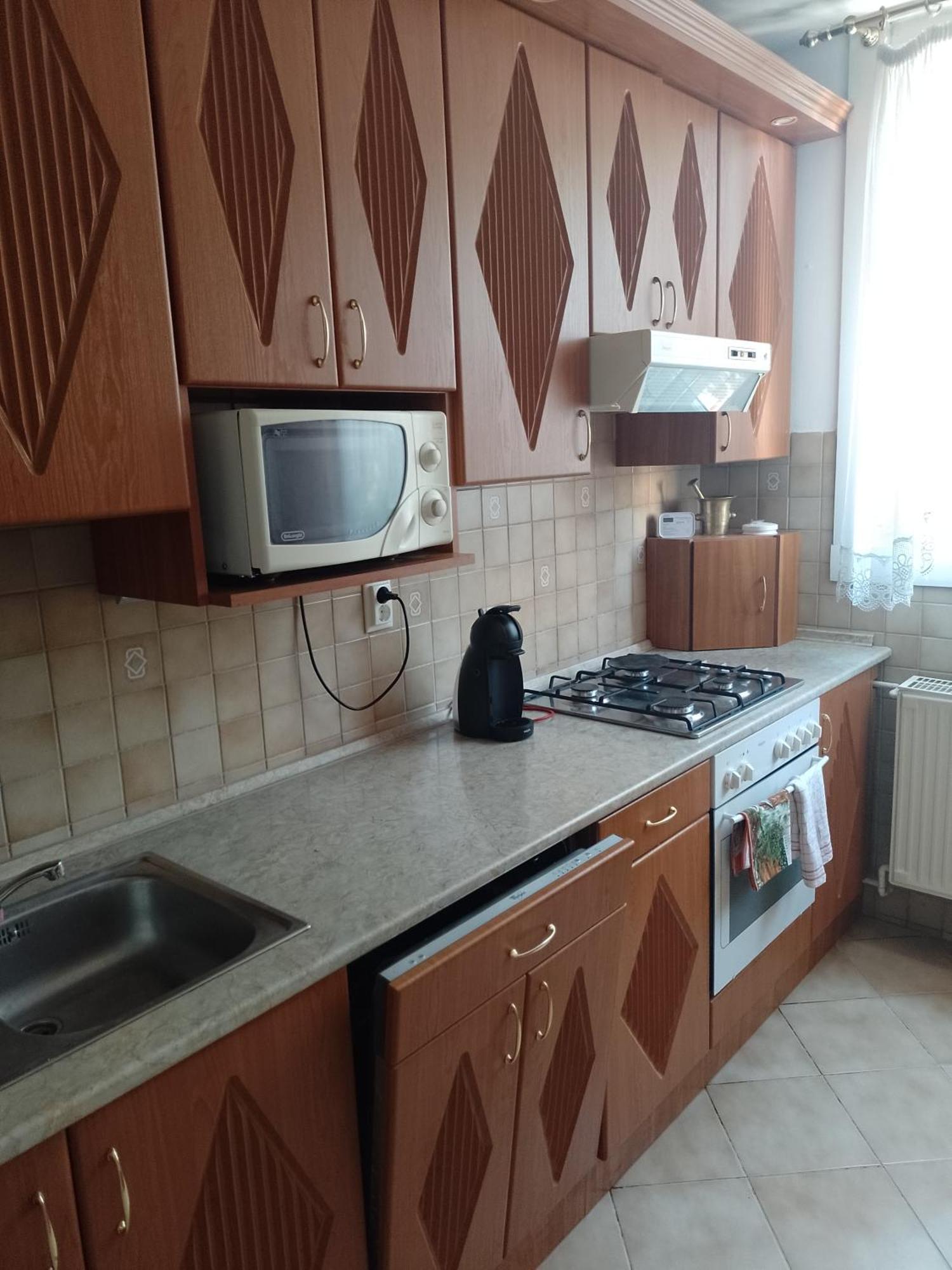 Belvarosi Classic Apartman 85 Square Meters Szombathely Eksteriør billede